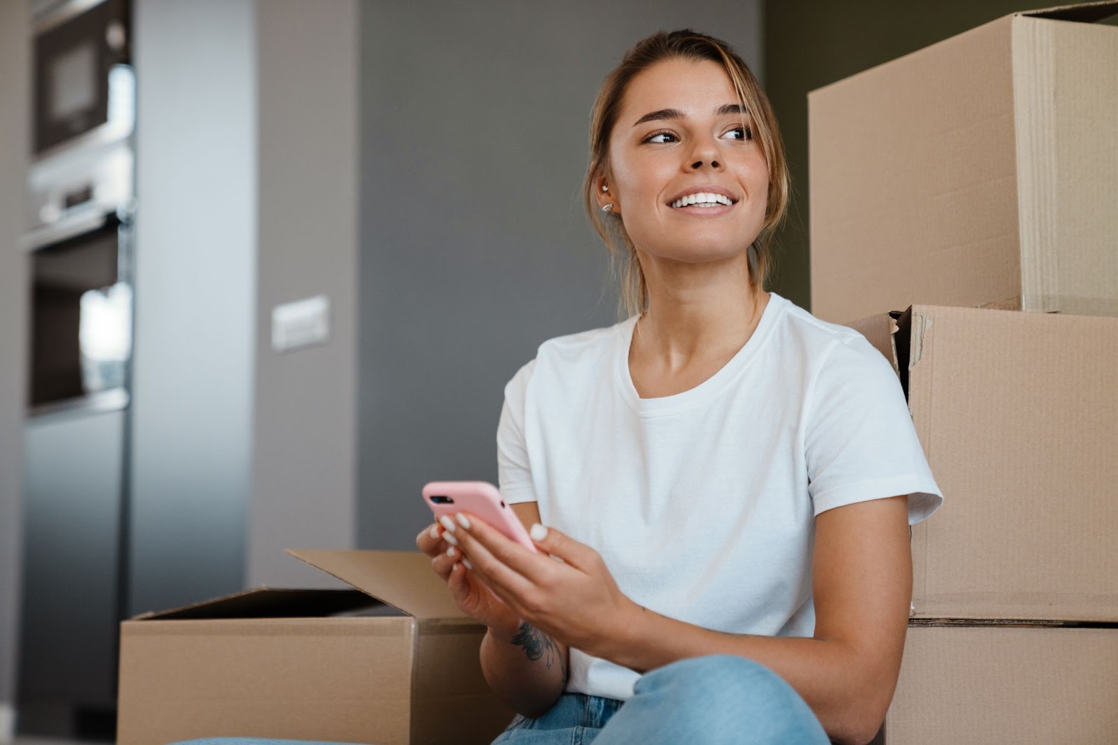 move in via smart home app